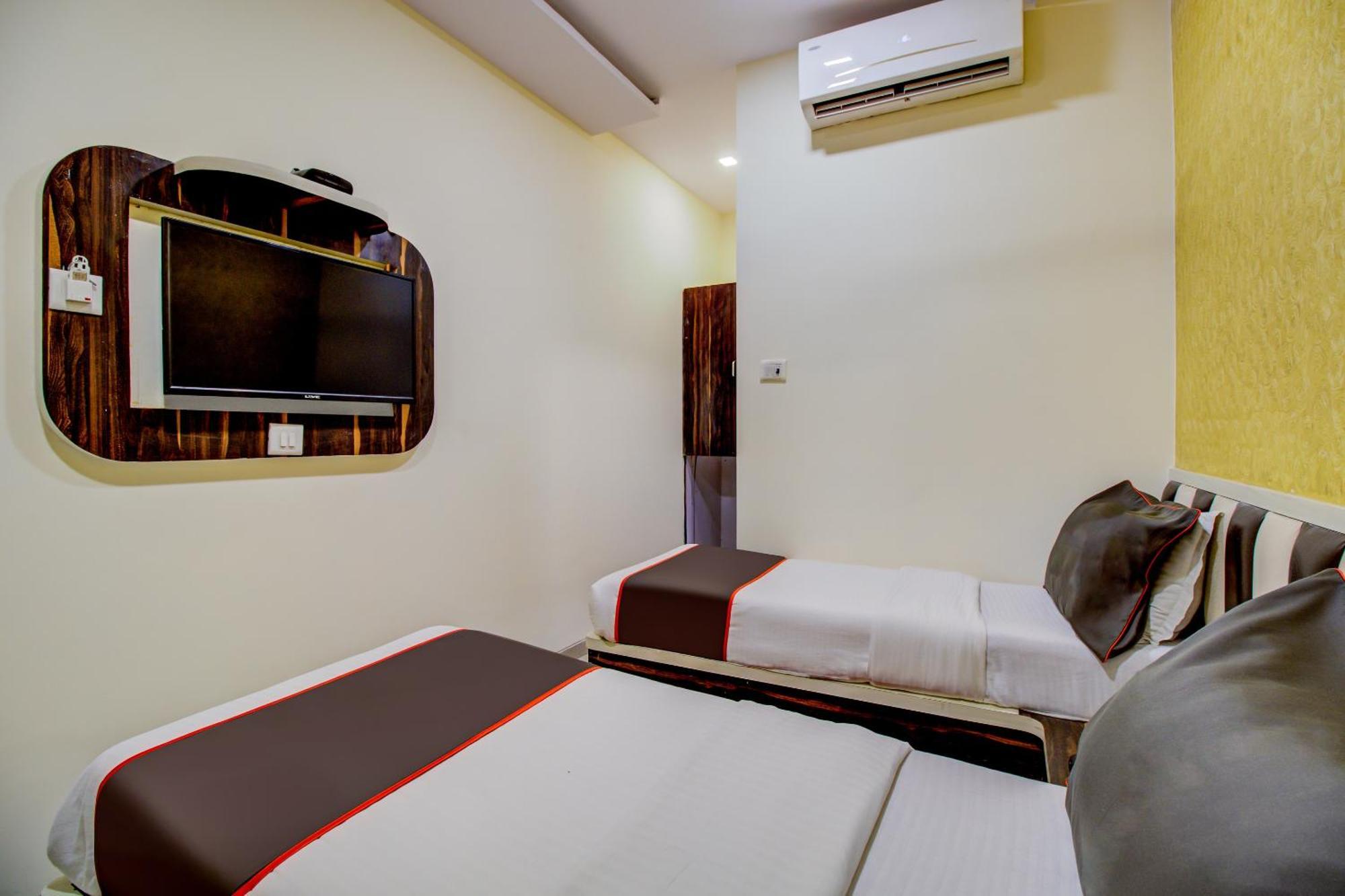 Hotel Collection O 50279 Golden Tulipz Boutique à Bombay Extérieur photo